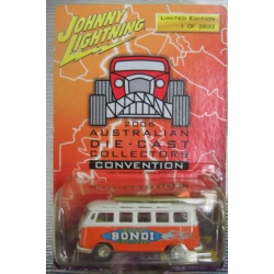 Johnny Lightning  VW Kombi Surf Van limited  1/64